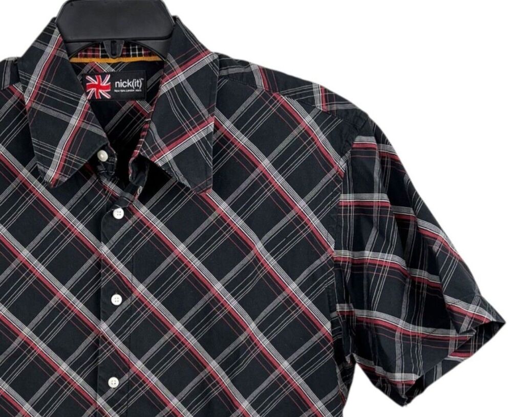 Nick(it) short sleeve button men’s medium shirt,black diagonal plaid red cotton